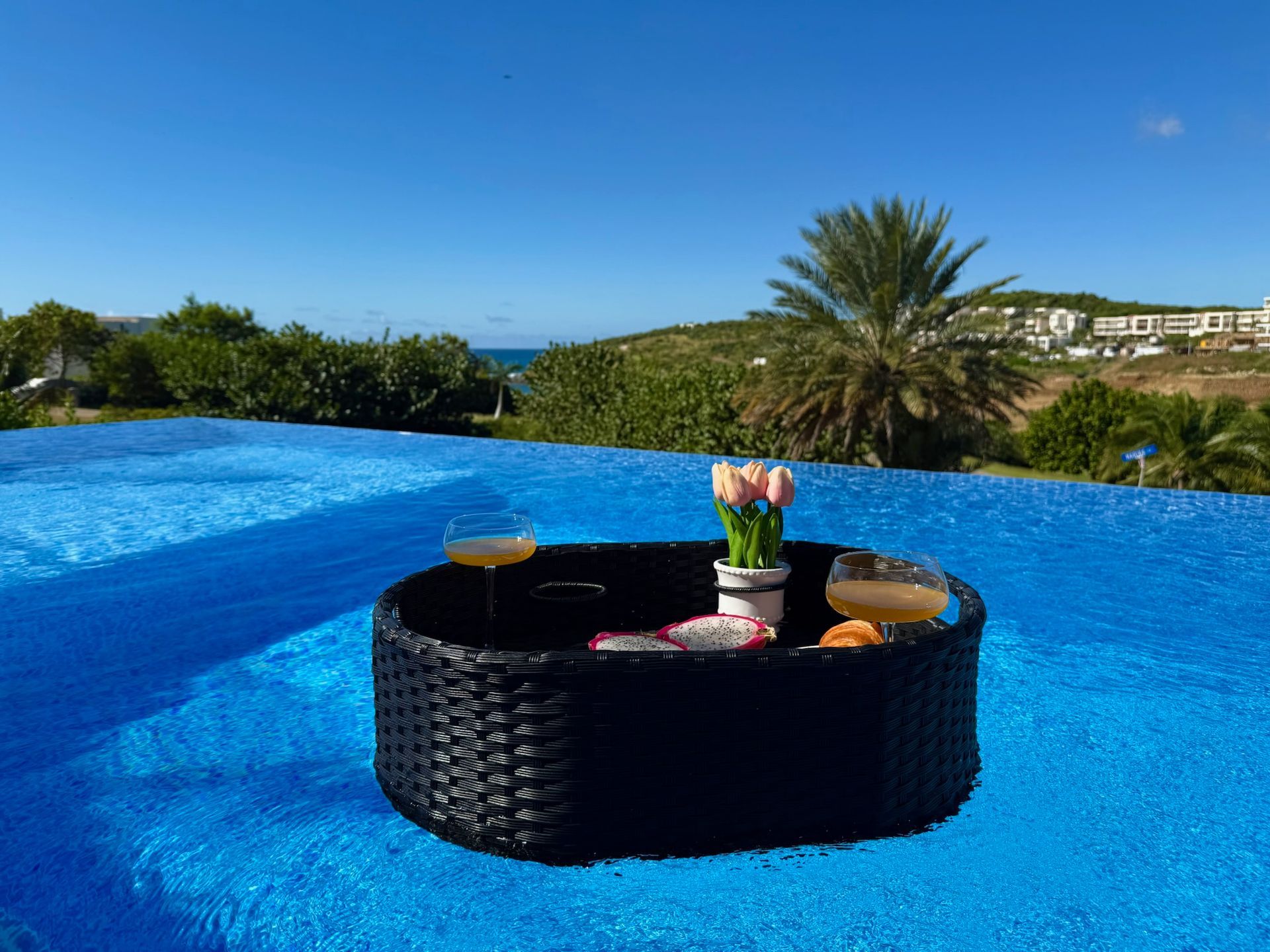 Why Your Stay in St. Maarten Feels Different When the Details Are Considered